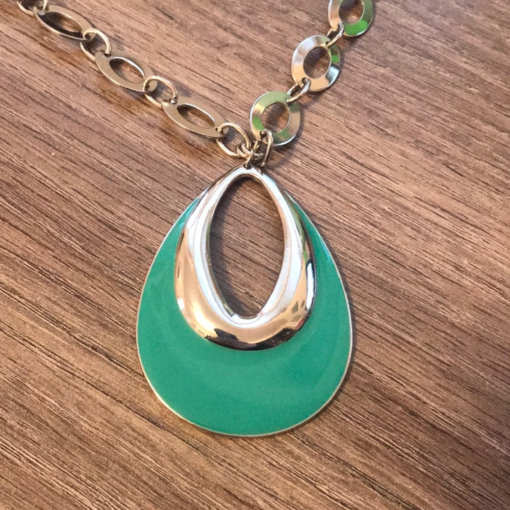 Turquoise statement necklace - Picture 2 of 3